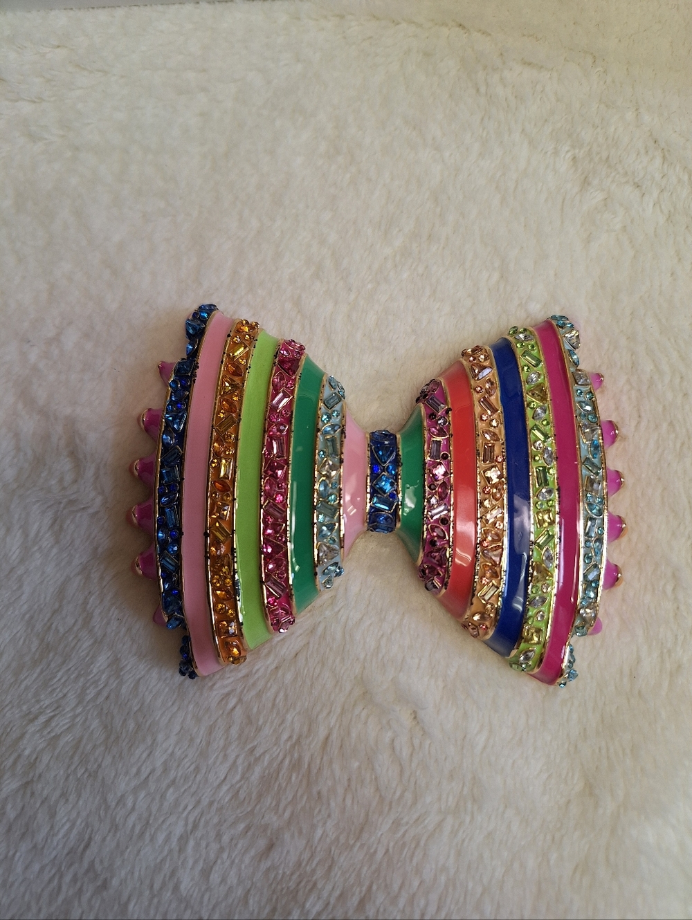 BaubleBar Farfalle Bow Tie Pasta Trinket Box Rainbow Rhinestone Catchall + Box - Picture 4 of 16
